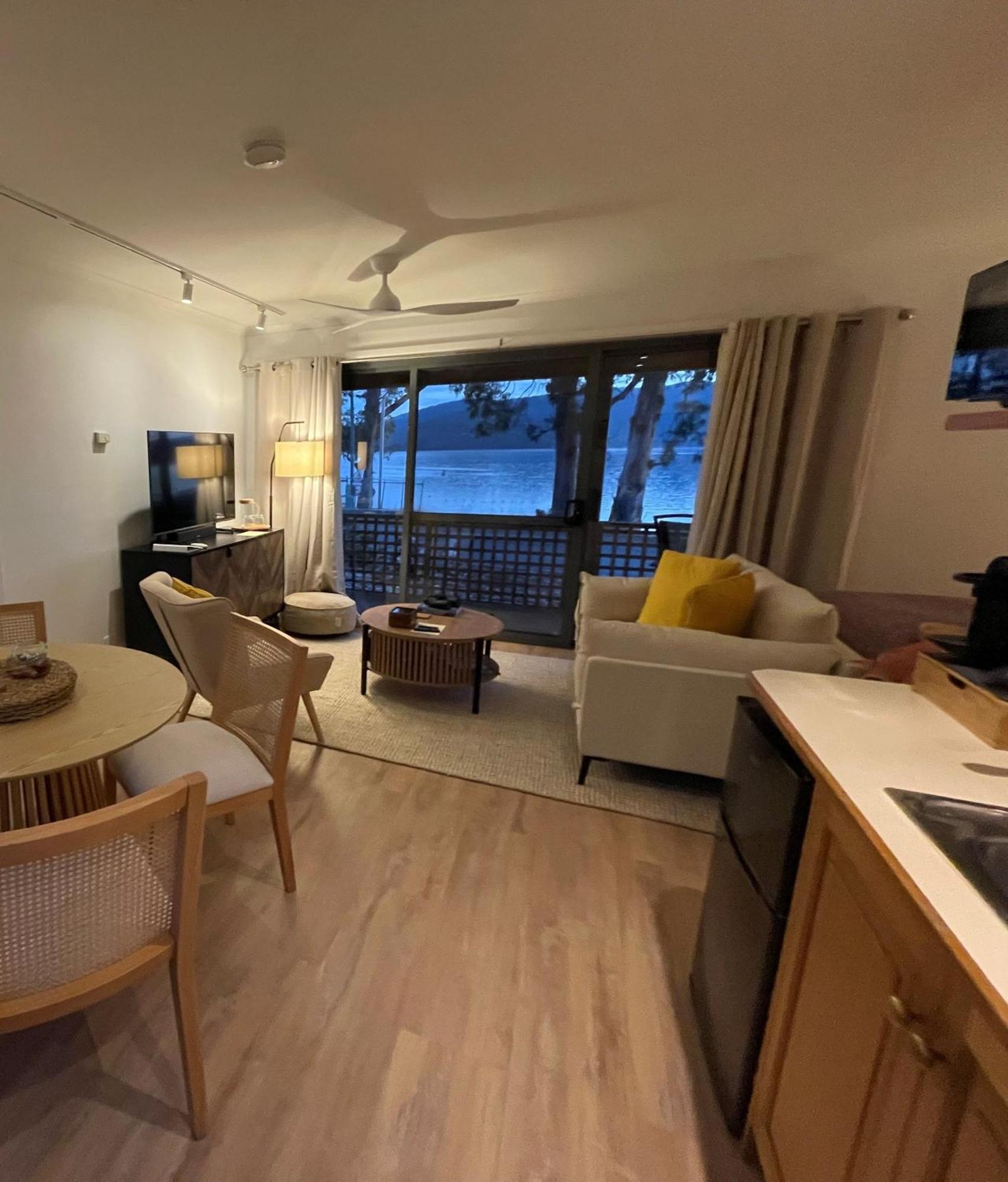Driftwood Villa Dover Bagian luar foto