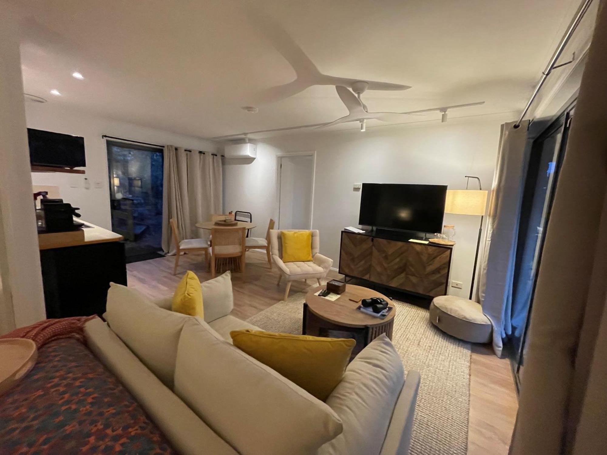 Driftwood Villa Dover Bagian luar foto