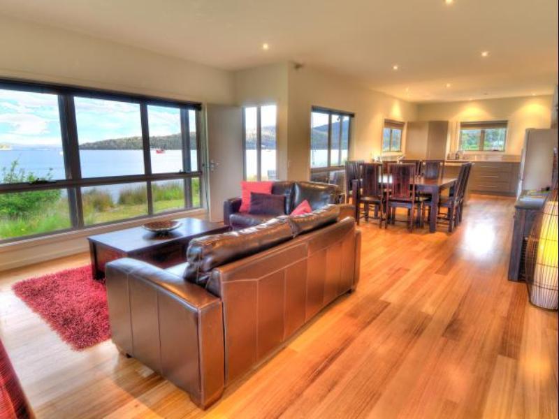 Driftwood Villa Dover Bagian luar foto